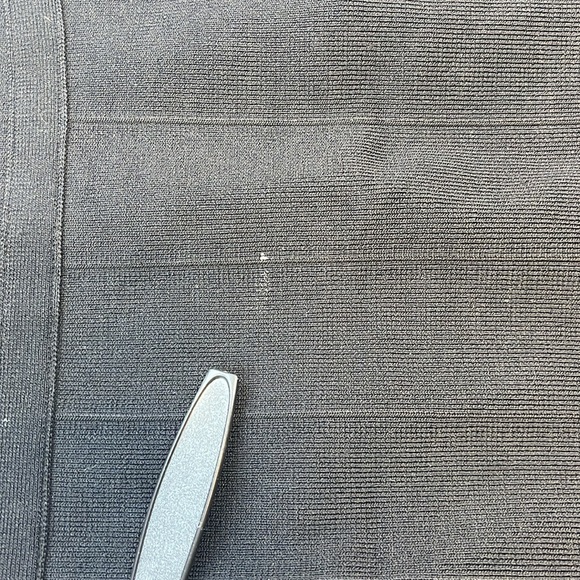 Guess Bandage Skirt N117-2 - Picture 5 of 7